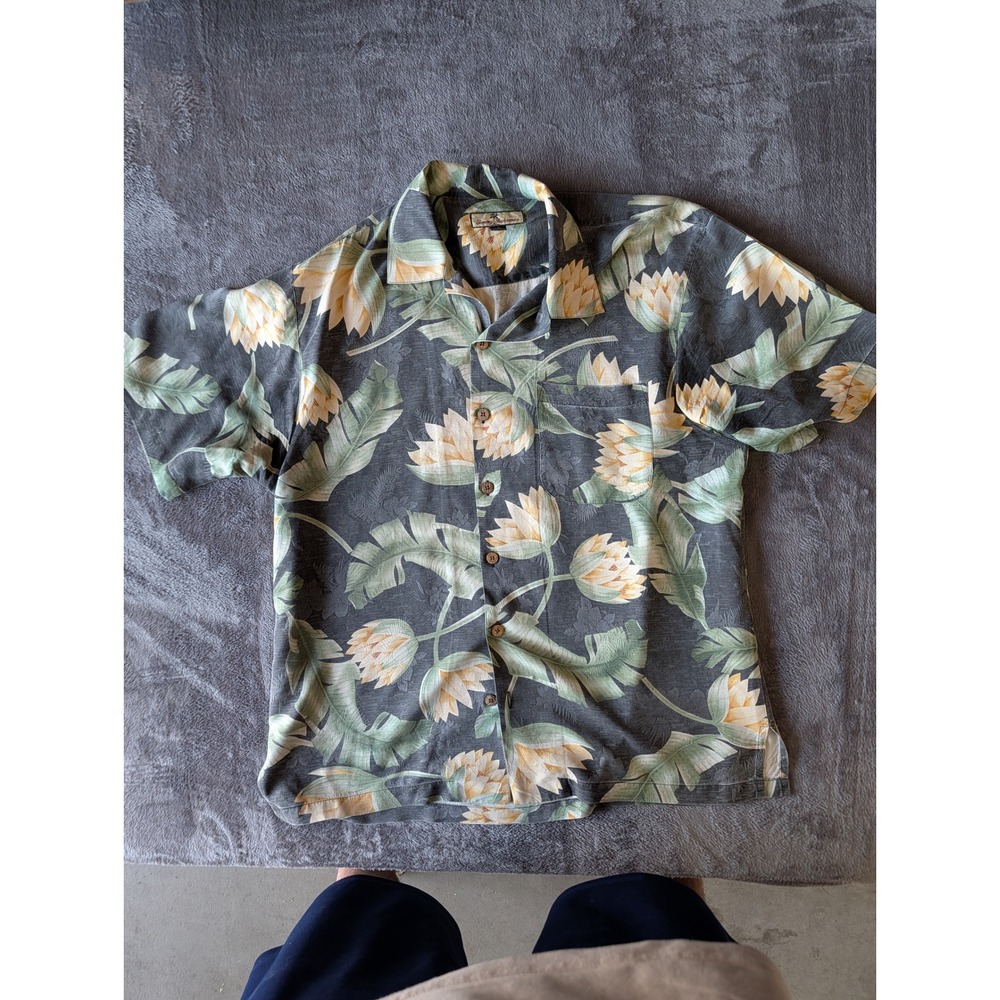 Tommy Bahama Mens Large 100% Silk Floral Jacquard Camp Shirt Charcoal Grey L